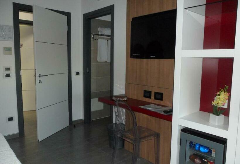 חדר סטנדרט, Motel S.16