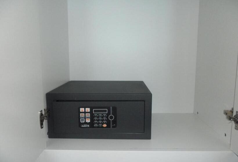 חדר סטנדרט, Motel S.16