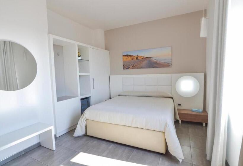 חדר סטנדרט, Motel S.16