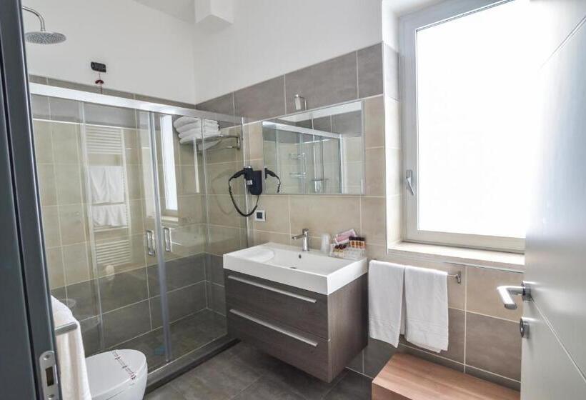 חדר סטנדרט, Motel S.16