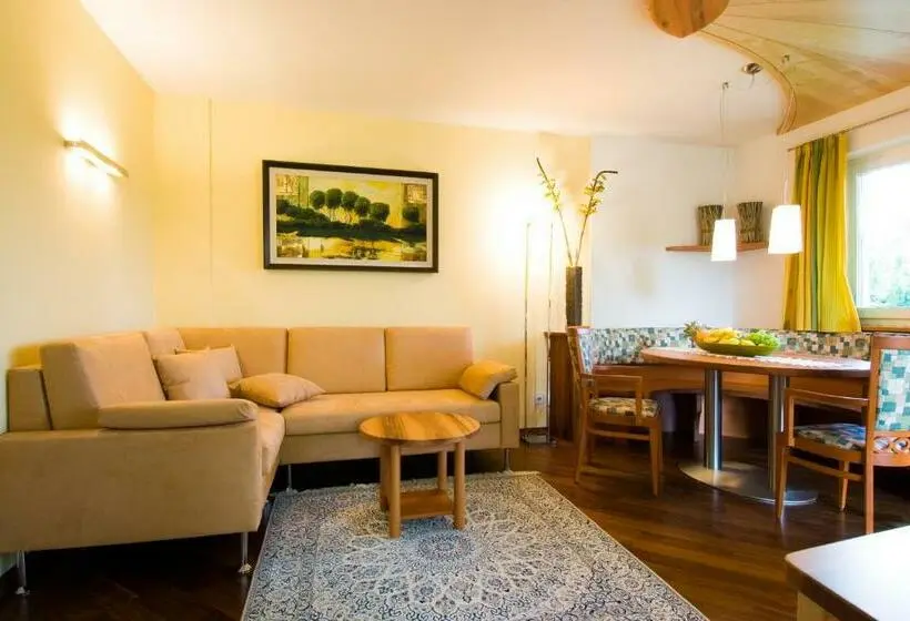 Huoneisto 1 Makuuhuone, Villa Anina
