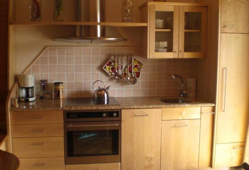 带2个卧室的公寓, Villa Anina