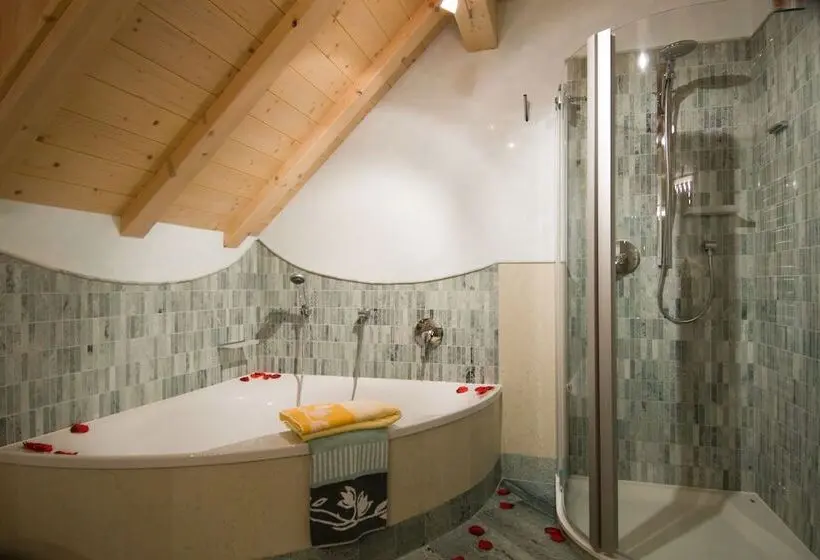 Huoneisto 2 Makuuhuonetta, Villa Anina