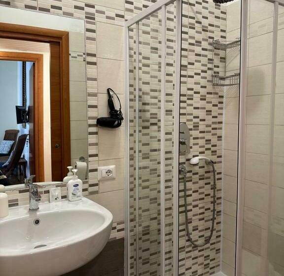 スタンダードルーム, Al Porto Di Roma B&b