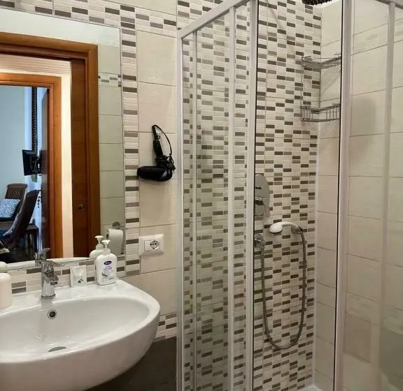 スタンダードルーム, Al Porto Di Roma B&b