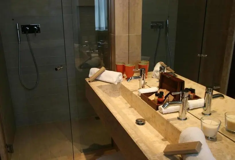Superior-huone - Sis. Pääsyn spa-tilaan, Balneum Boutique Hotel & B&b