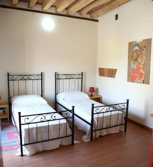 سوییت, B&b Stradivari