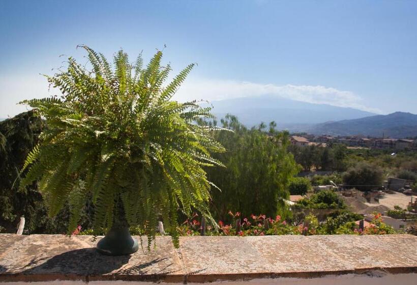 סוויטה דלוקס, B&b Villa Accademia