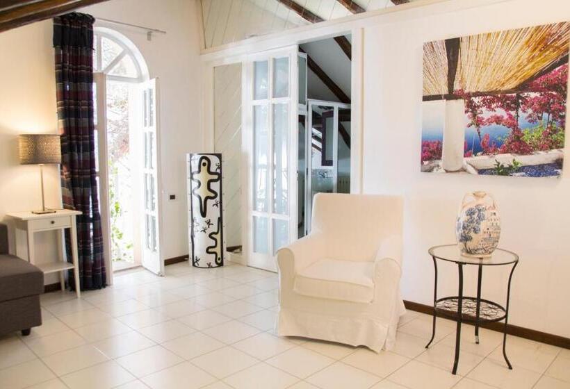 סוויטה דלוקס, B&b Villa Accademia