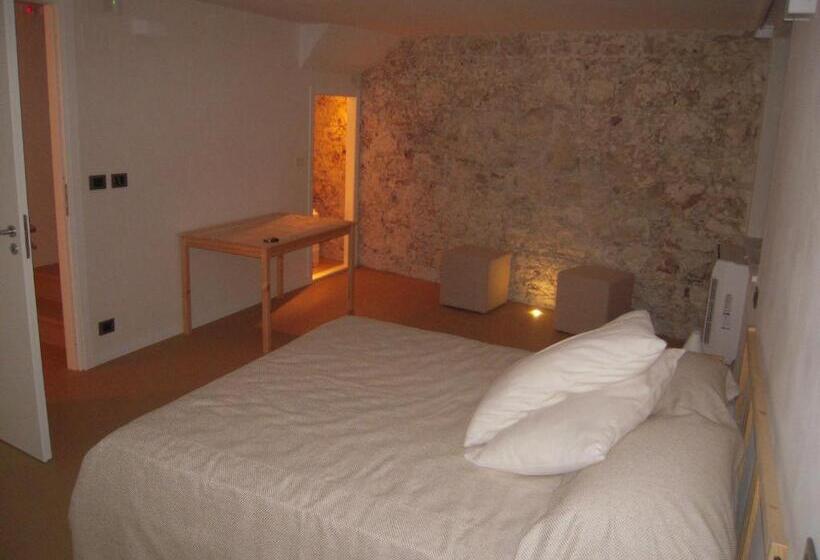 スタンダードルーム, Al Postale 17