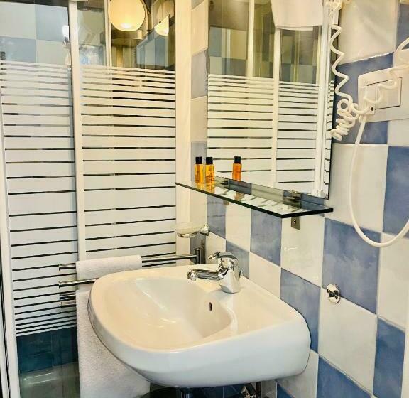 スタンダードルーム, Borgo Camicia In