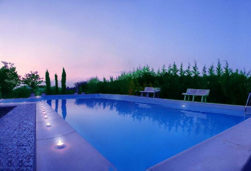 اتاق استاندارد, Casale Belriguardo