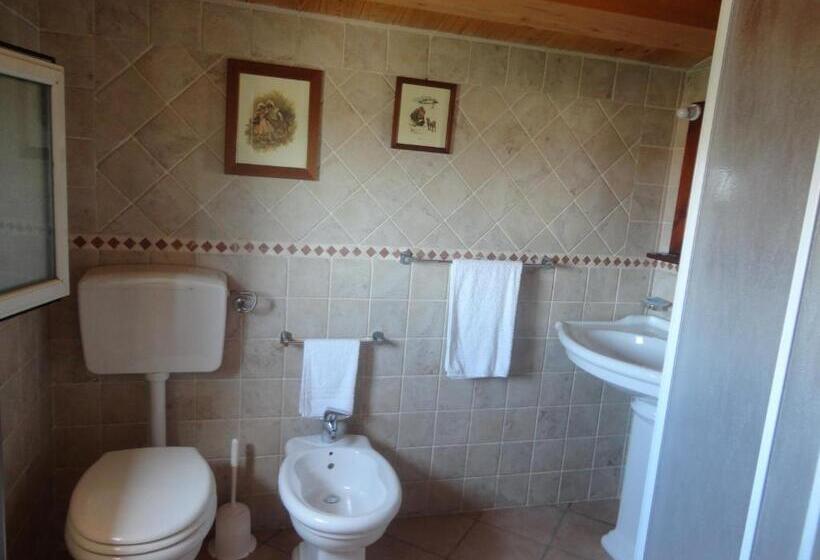 标准间, Punta Di Mola