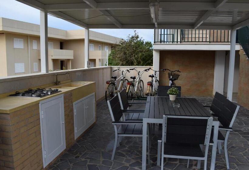 标准间, Punta Di Mola