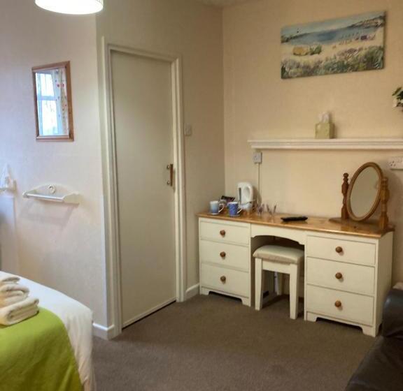 스탠다드 룸, The Mayfair