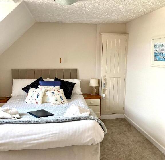 클래식 룸, The Mayfair