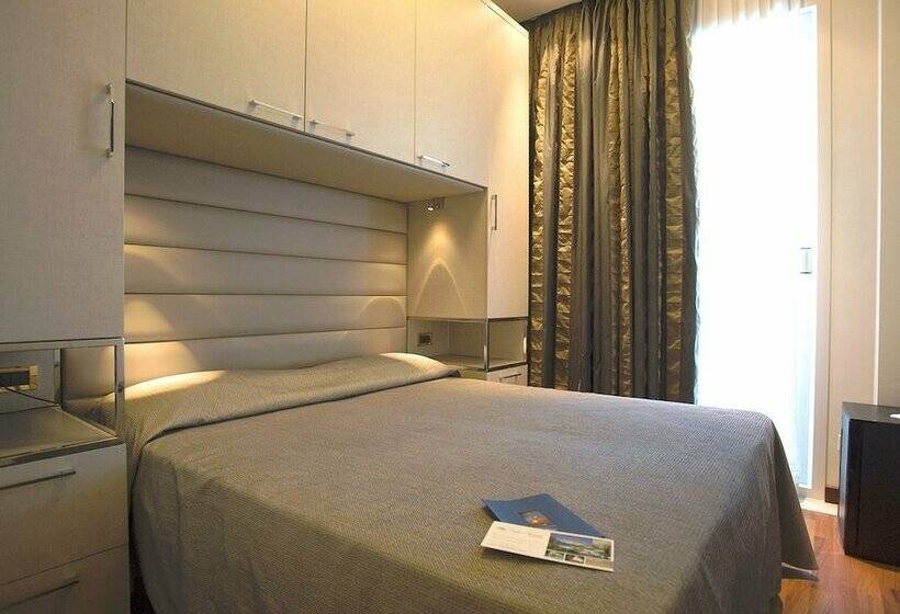 اتاق استاندارد با بالکن, Ambasciatori