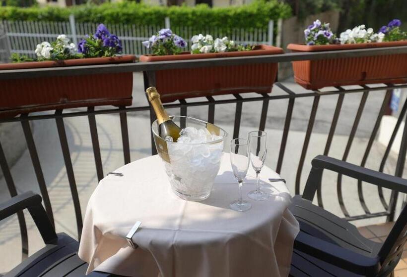 标准间, Da Roberto