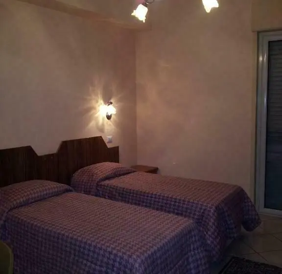 Standard-huone, George