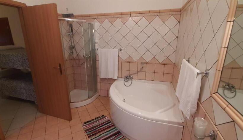 4ベッドルームクラシックタイプ, George