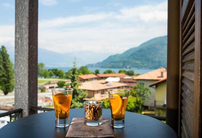 Номер Стандарт Вид на Озеро, Giardino