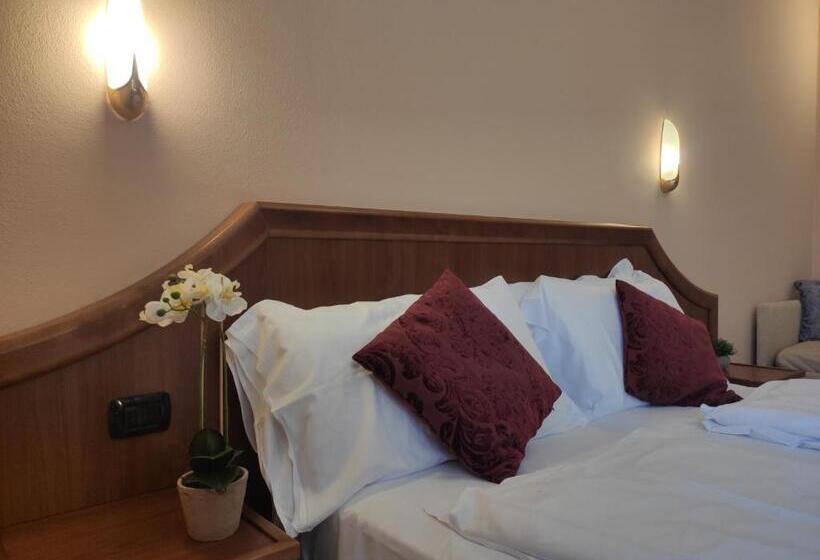 Семейный Номер, Giardino