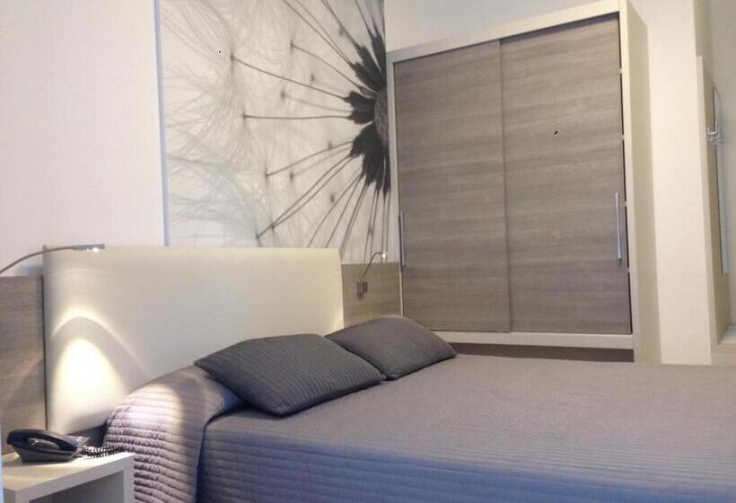 两卧家庭套房, Lux