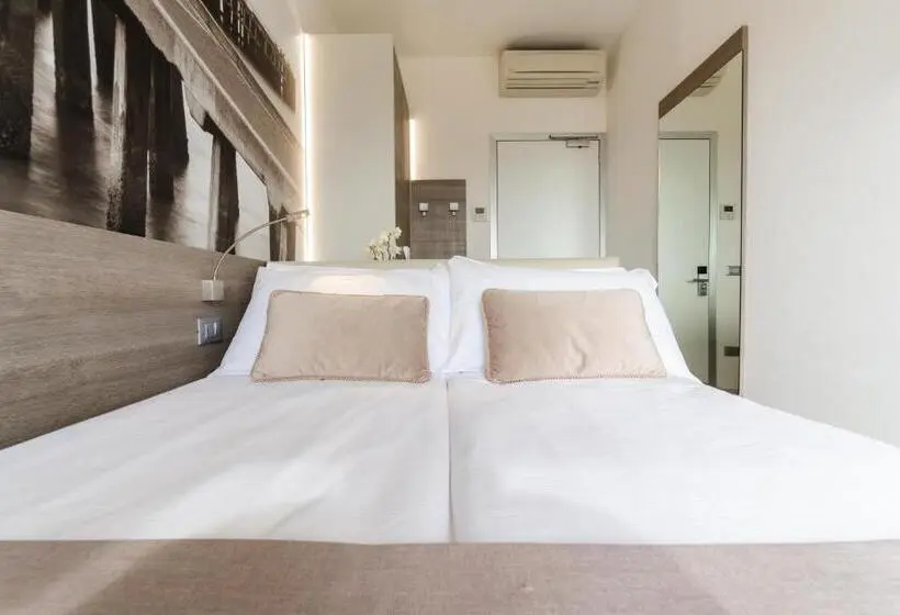 Basis Zimmer, Lux