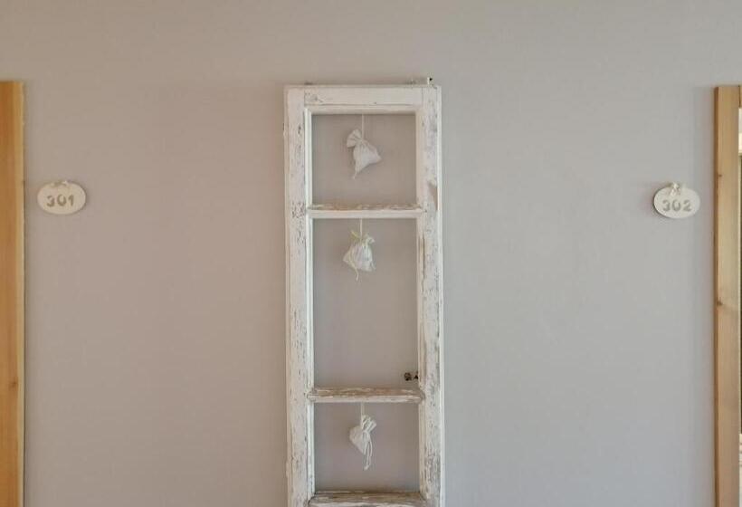 غرفة قياسية, Petit