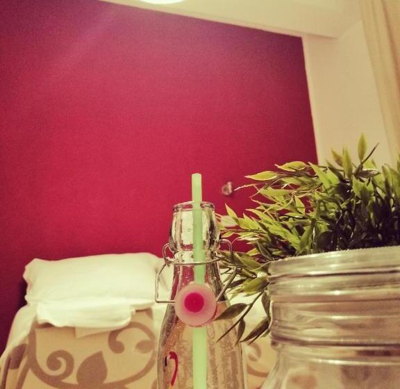 غرفة قياسية, Petit