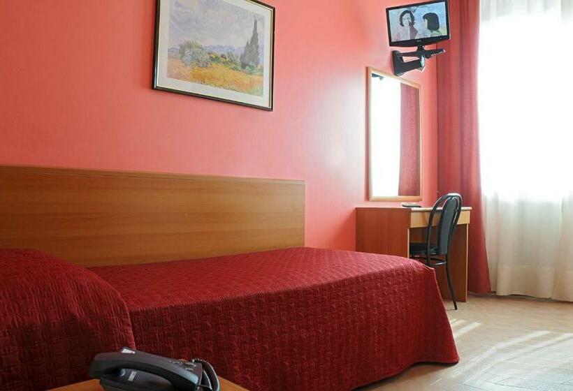 חדר סטנדרט יחיד, Rosy