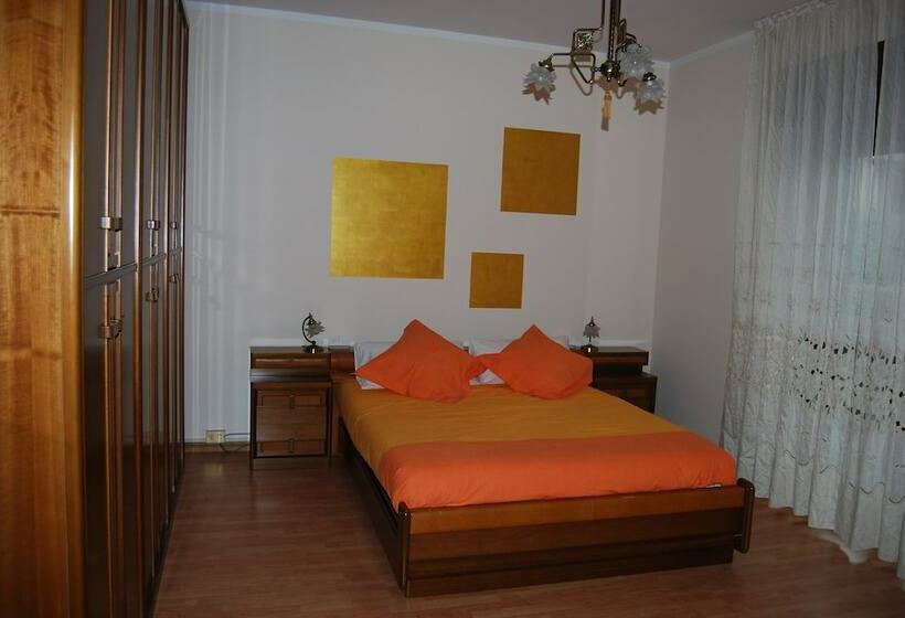 带阳台的三人标准间, Bed & Breakfast Villa Filotea