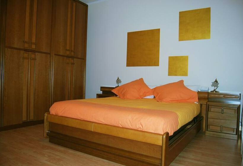 带阳台的三人标准间, Bed & Breakfast Villa Filotea