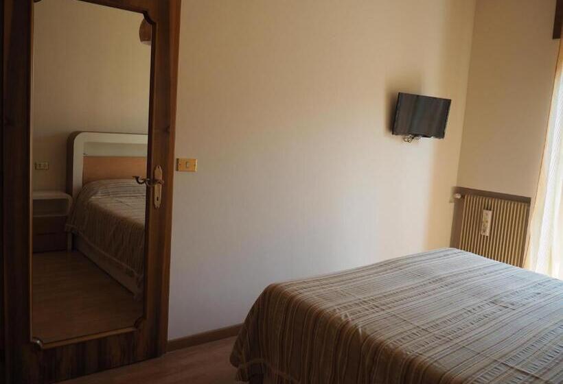 标准间带阳台, Bed & Breakfast Villa Filotea