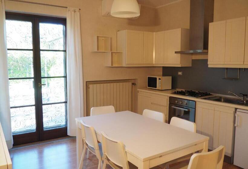 带2个卧室的公寓, Bed & Breakfast Villa Filotea