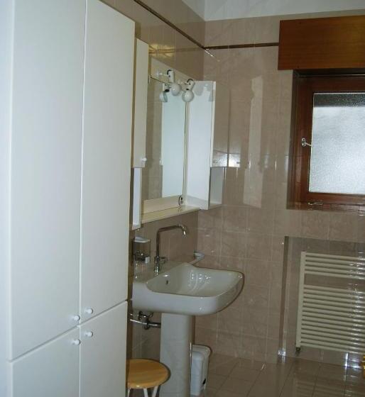 带阳台的三人标准间, Bed & Breakfast Villa Filotea