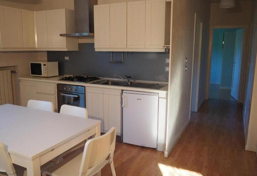 带2个卧室的公寓, Bed & Breakfast Villa Filotea