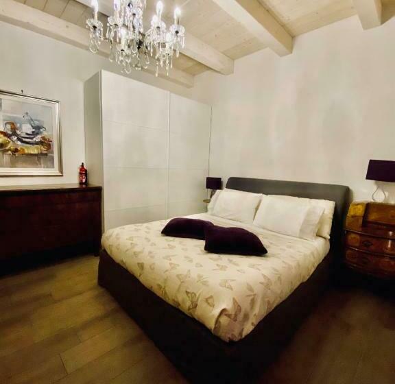 اتاق استاندارد با چشمانداز شهر, Al Battistero Luxury Suite