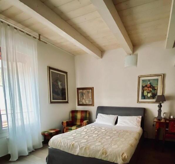 اتاق راحتی سه تخته, Al Battistero Luxury Suite