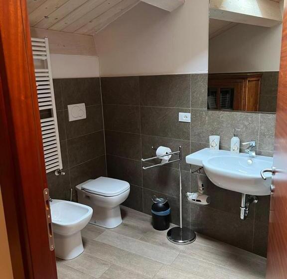 اتاق خانوادگی, Al Battistero Luxury Suite