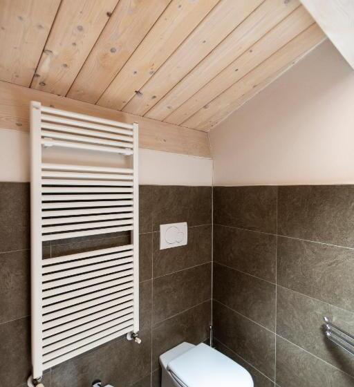 اتاق خانوادگی, Al Battistero Luxury Suite