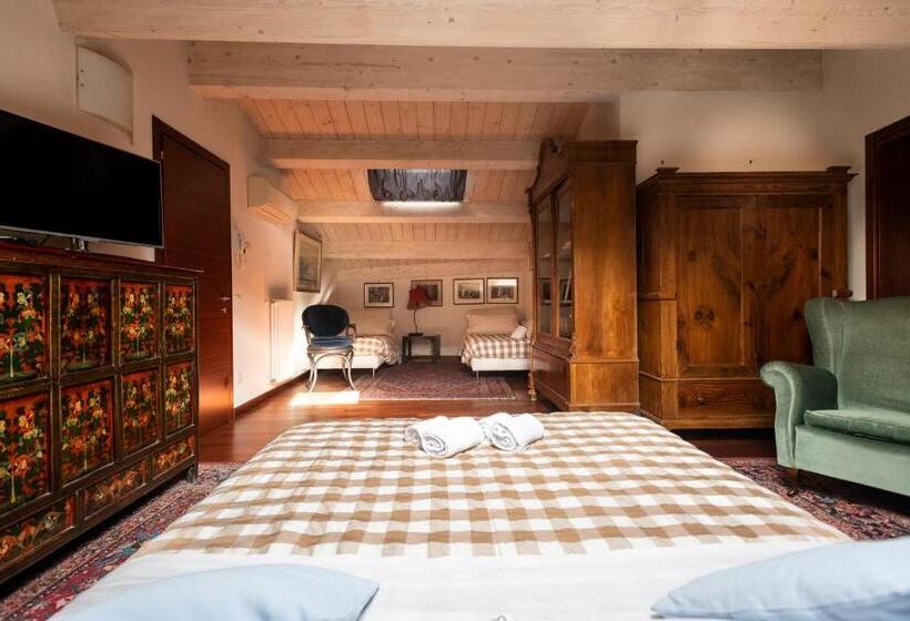 اتاق خانوادگی, Al Battistero Luxury Suite