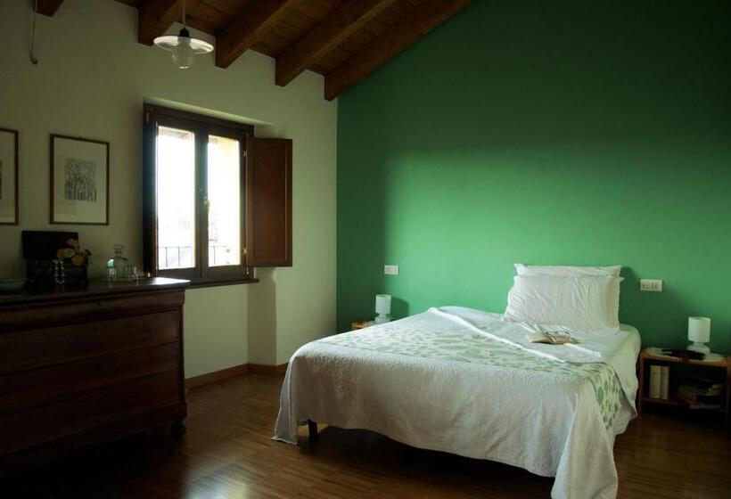 غرفة قياسية, Cascina Delle Mele