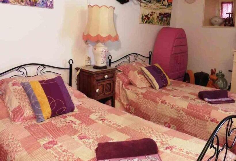 חדר סטנדרט לשלושה, Le Portel Des Arnaud Chambres D'hôtes