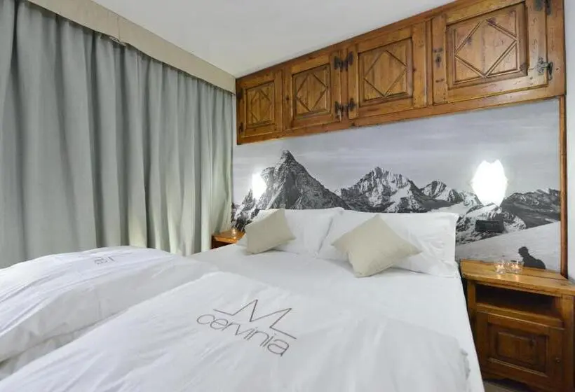 اتاق اکونومی, Mollino Rooms