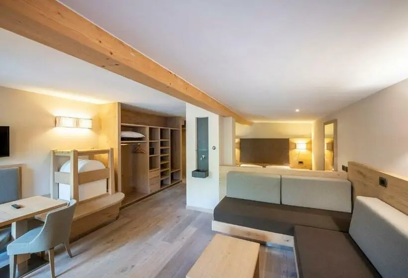 テラス付スイート, Design & Suite Hotel Ciarnadoi