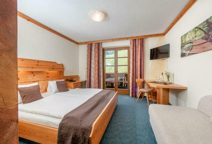 Номер Стандарт с Балконом, Familienhotel Unterreith