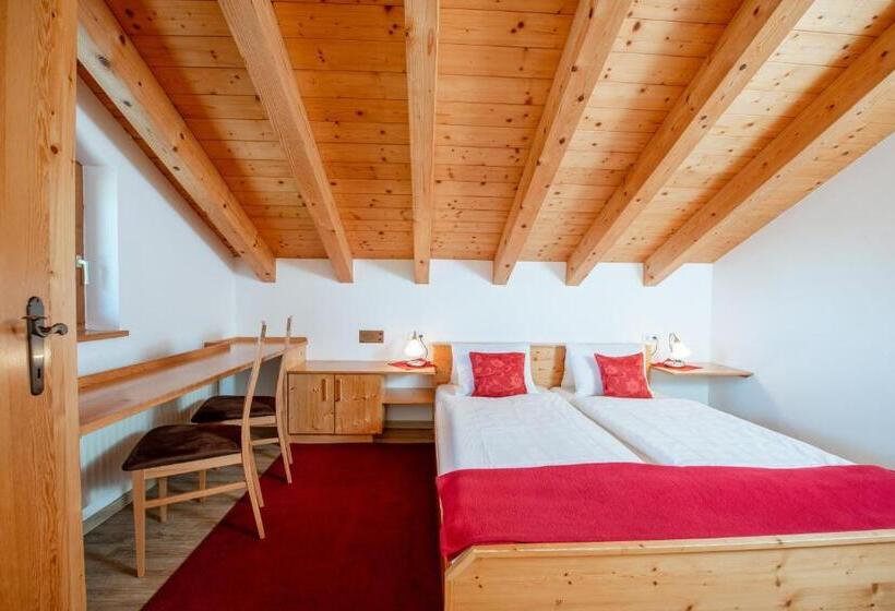 Апартаменты 2 Спальни, Familienhotel Unterreith