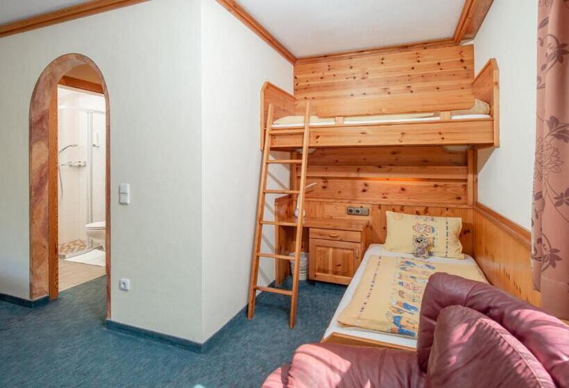 סטודיו סטנדרט עם מרפסת, Familienhotel Unterreith