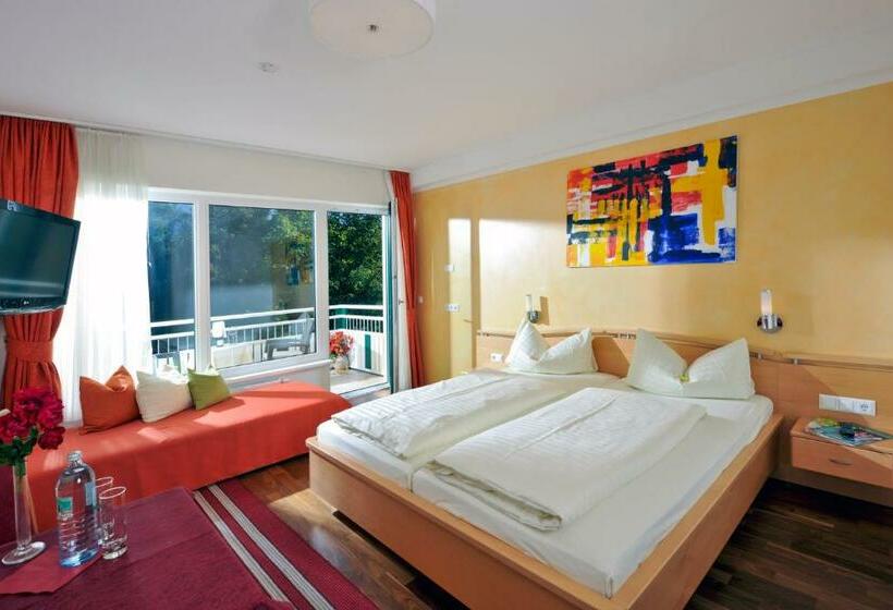 חדר סופריור עם מרפסת, Familiengut Ertlhof